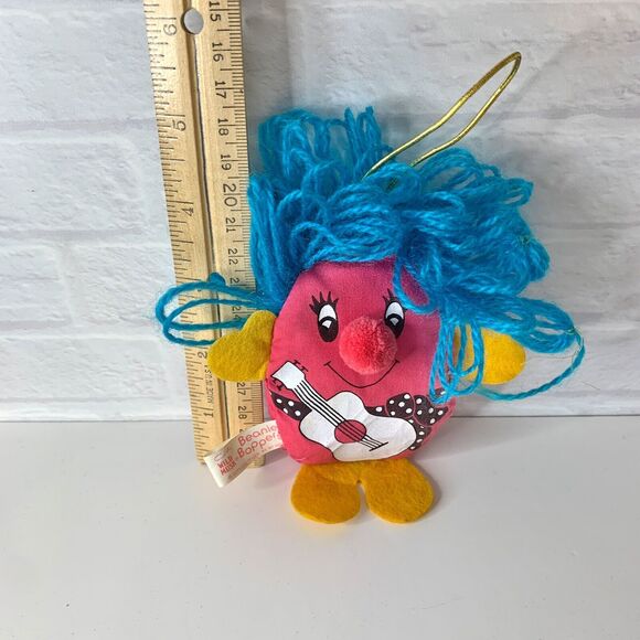 Coty Wild Musk Beanie Boppers Plush 1980s Sachet Russ Berrie White Guitar Pink - Picture 8 of 8